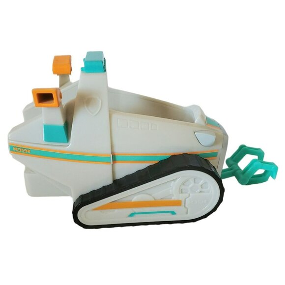 Paw Patrol EVEREST & Snow Plow Snowmobile Rescue Movable Claw Vehicle Dog Figure - Picture 7 of 14